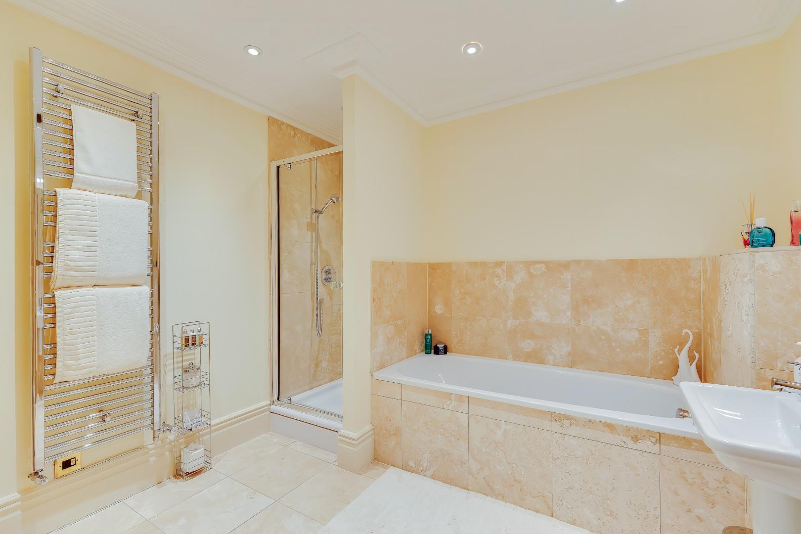 11 The Manor, Talygarn, Pontyclun, Rhondda Cynon Taff, CF72 9WT